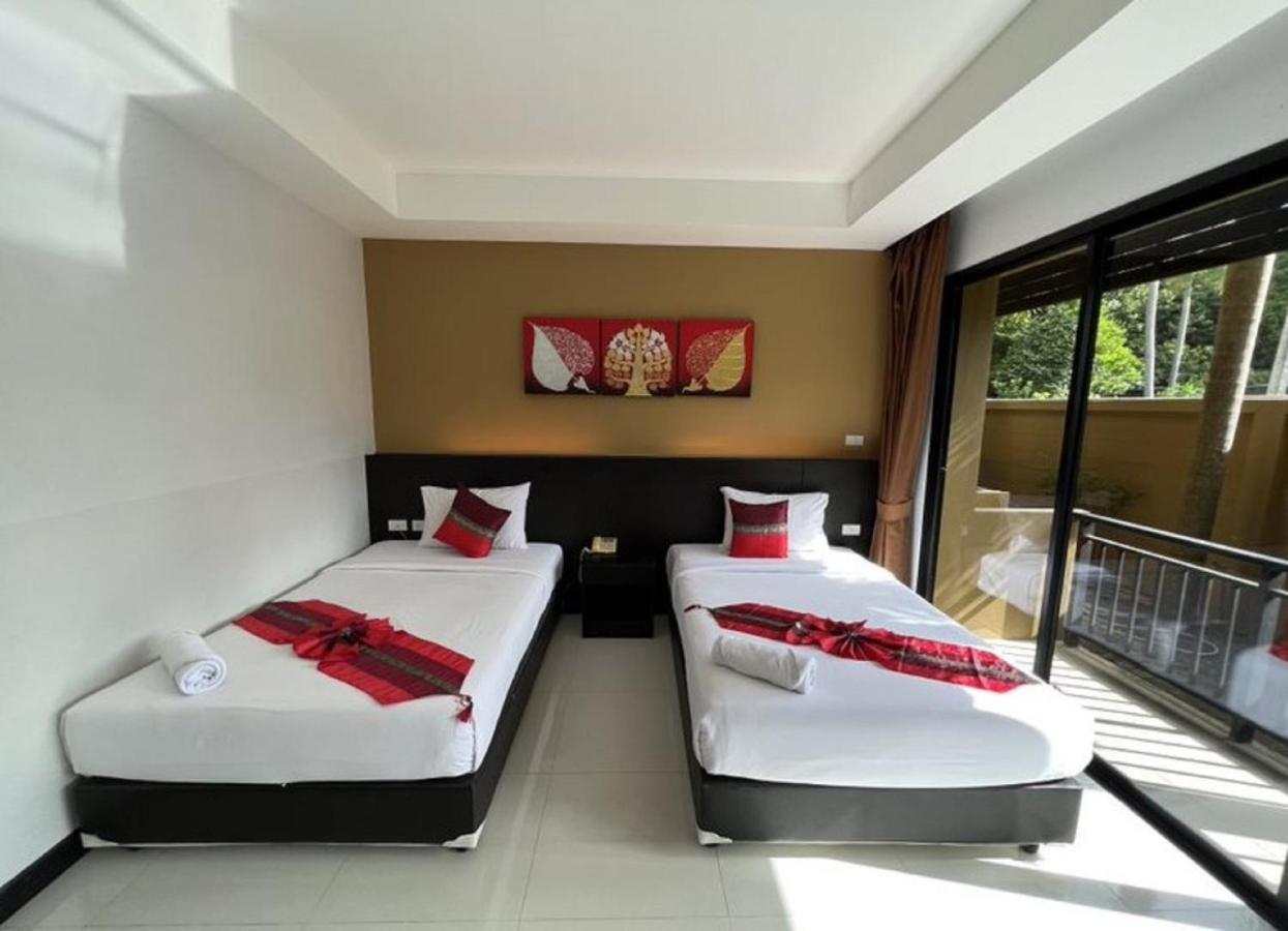 Naiyang Beach Hotel Sha Plus Phuket Kültér fotó