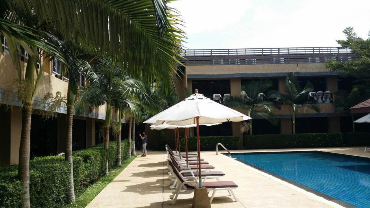 Naiyang Beach Hotel Sha Plus Phuket Kültér fotó