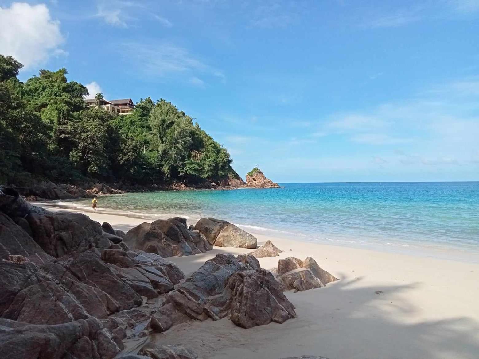 Naiyang Beach Hotel Sha Plus Phuket Kültér fotó