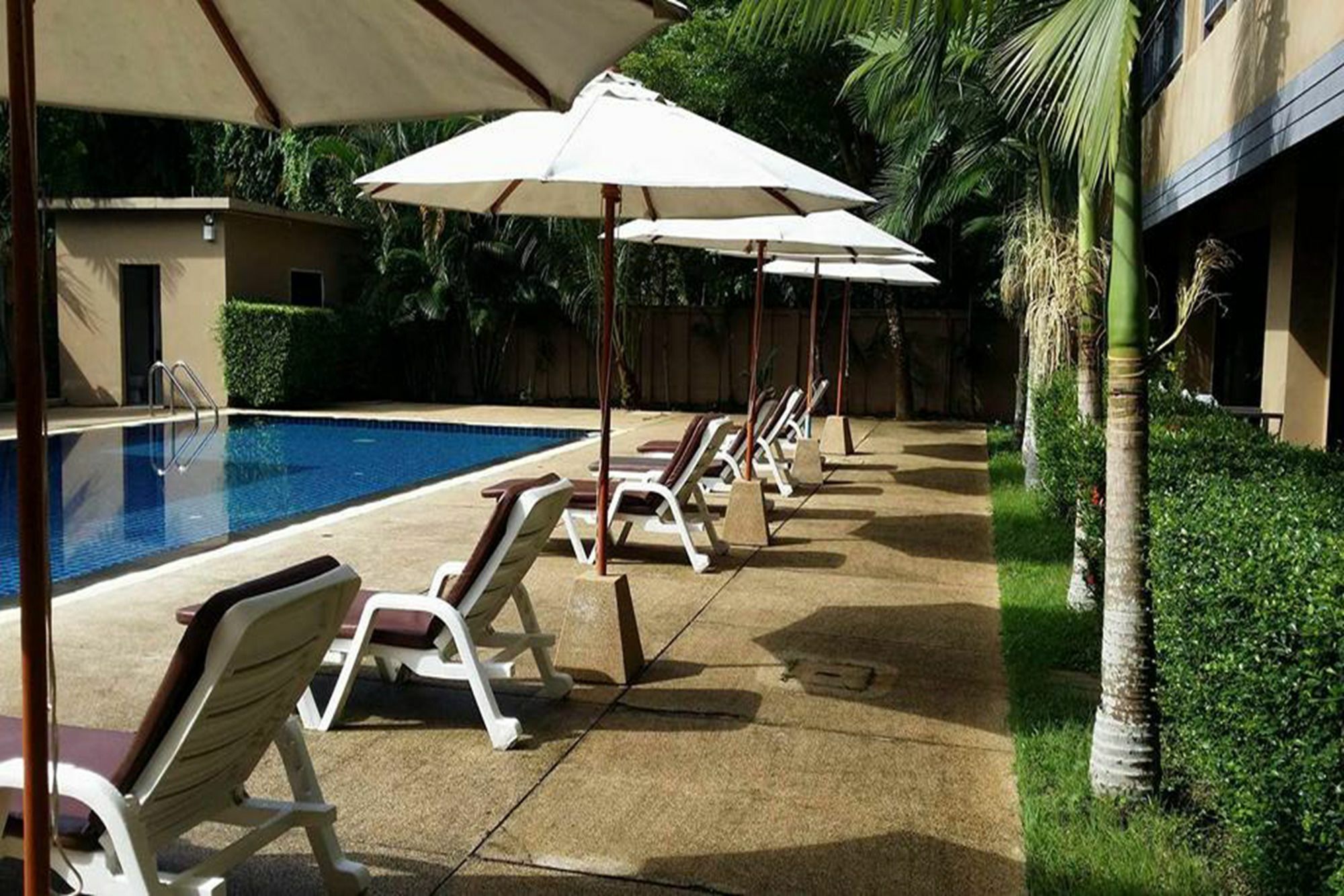 Naiyang Beach Hotel Sha Plus Phuket Kültér fotó